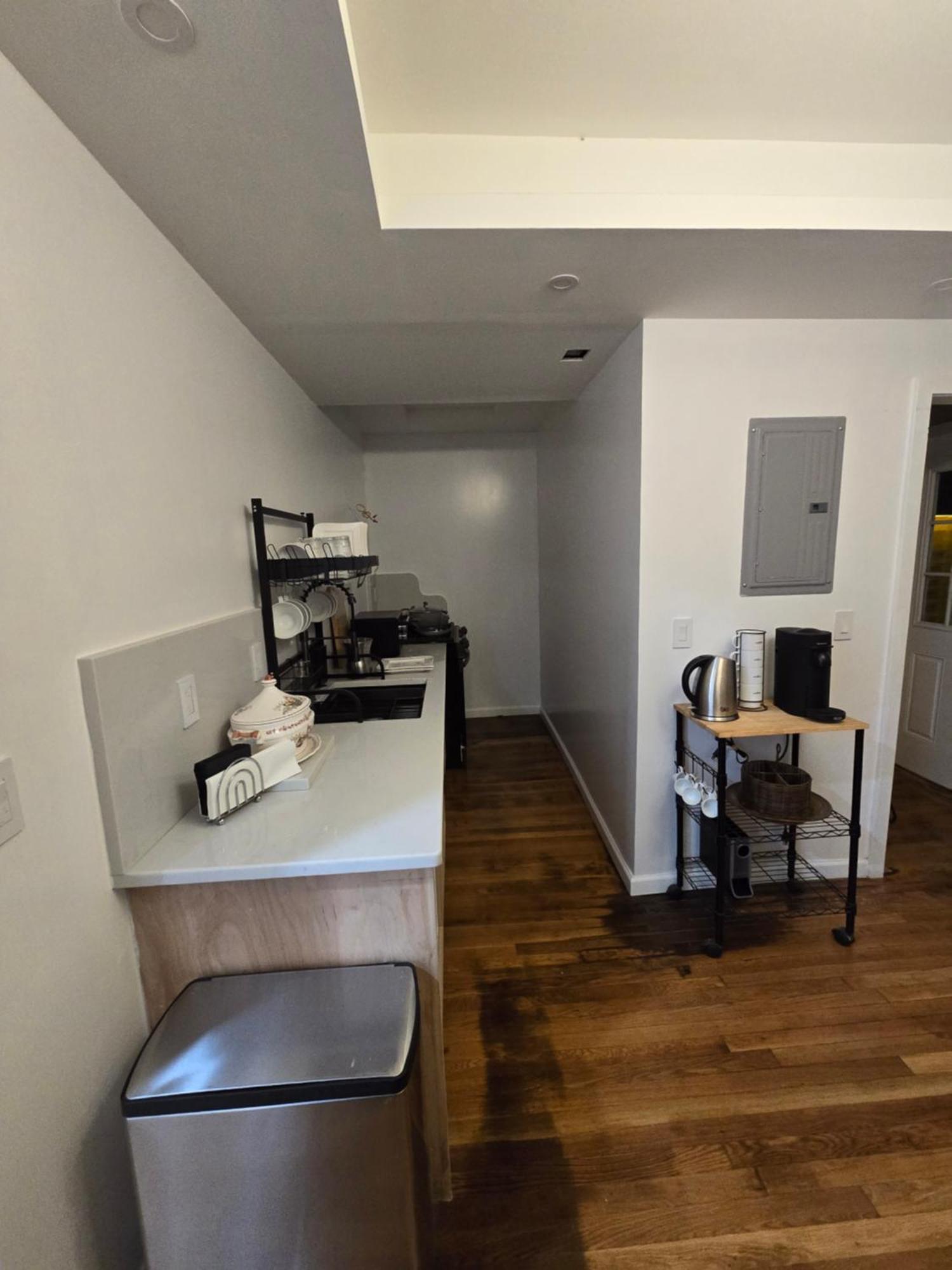 Beautiful Boston Bedroom - New Renovation エクステリア 写真