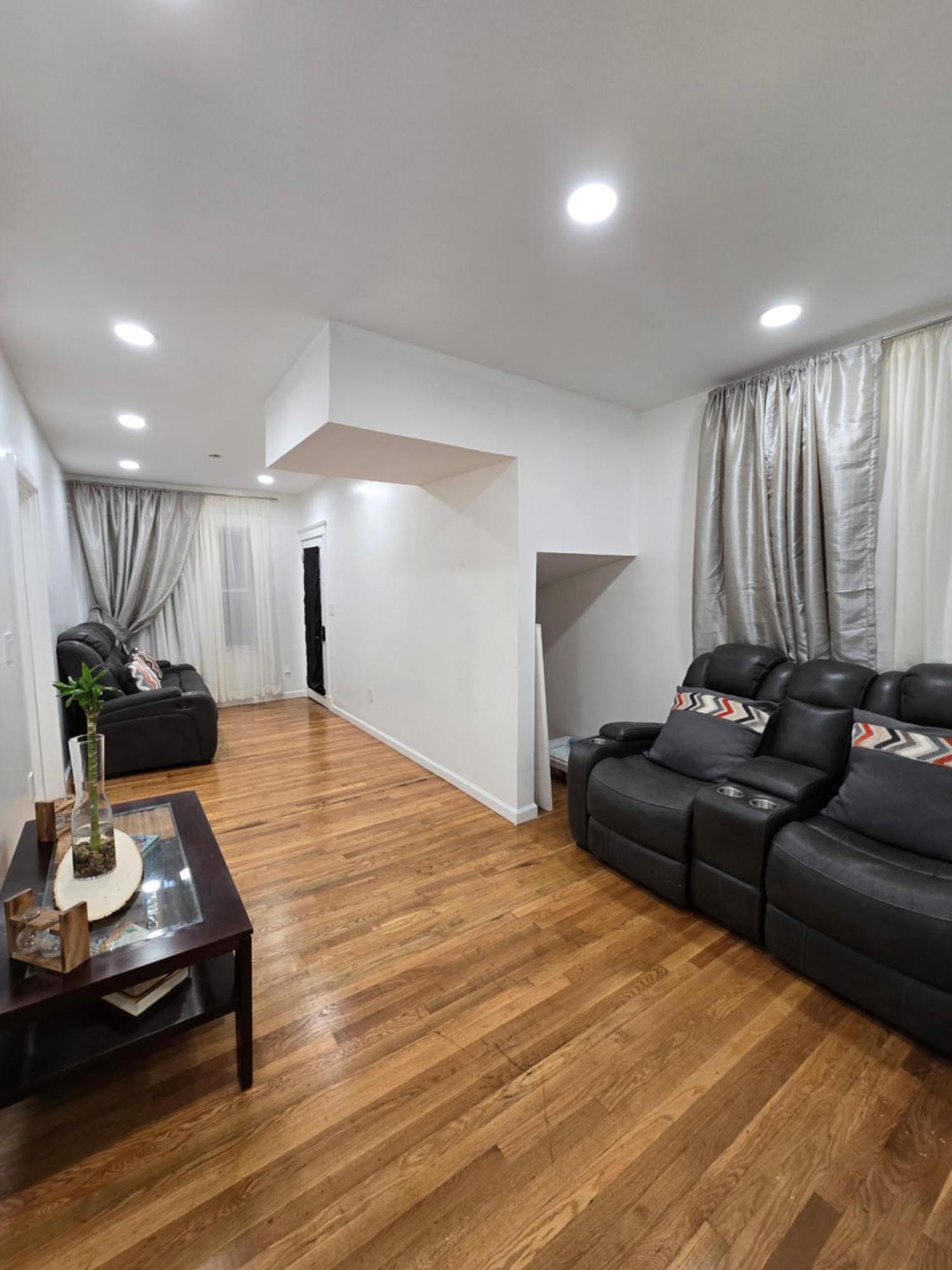 Beautiful Boston Bedroom - New Renovation エクステリア 写真